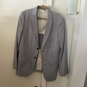 IZod seersucker sports coat.